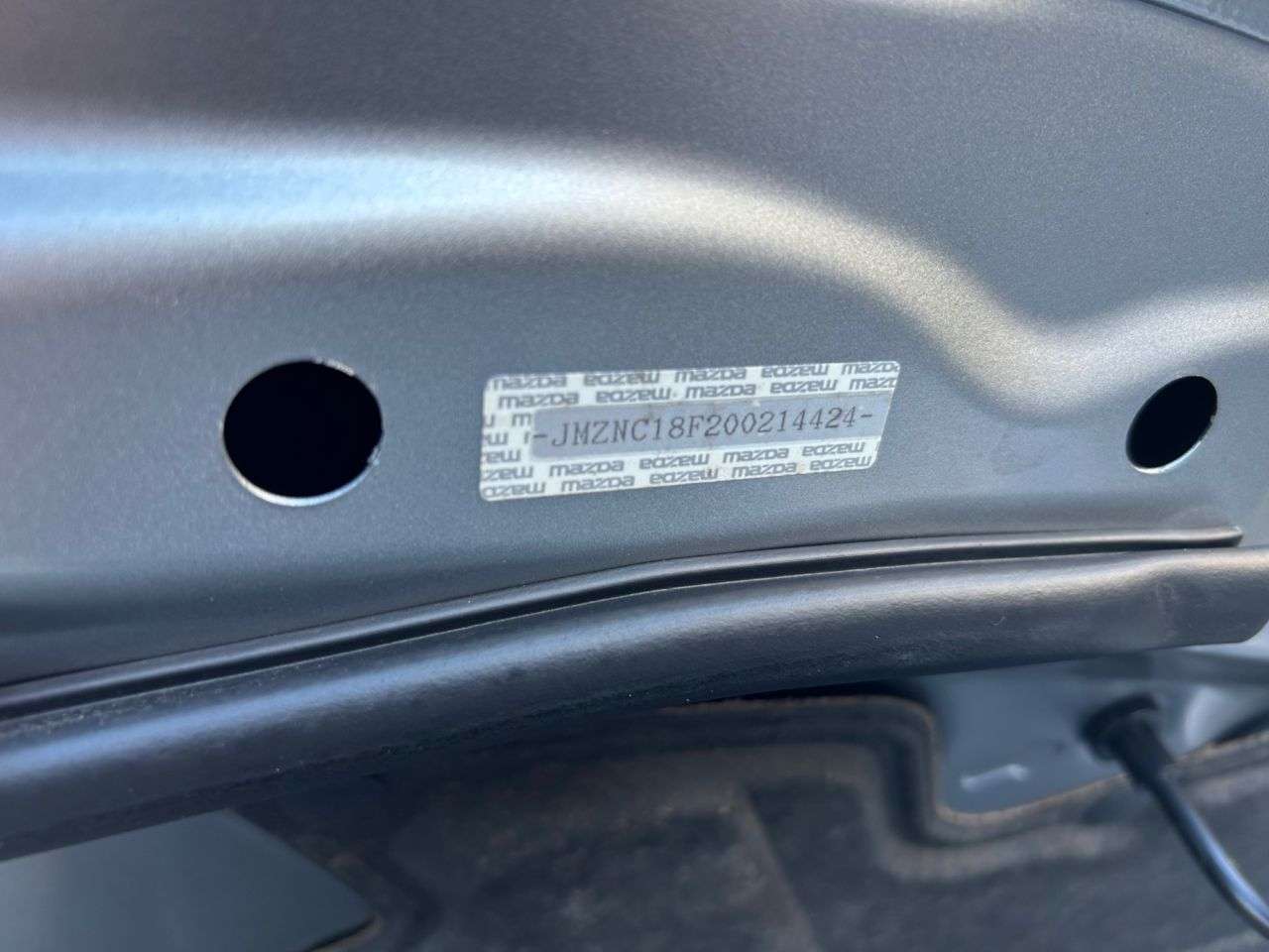 2010 MAZDA MX-5 2010 MAZDA MX-5