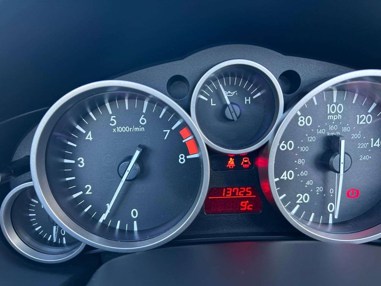 2010 MAZDA MX-5 2010 MAZDA MX-5