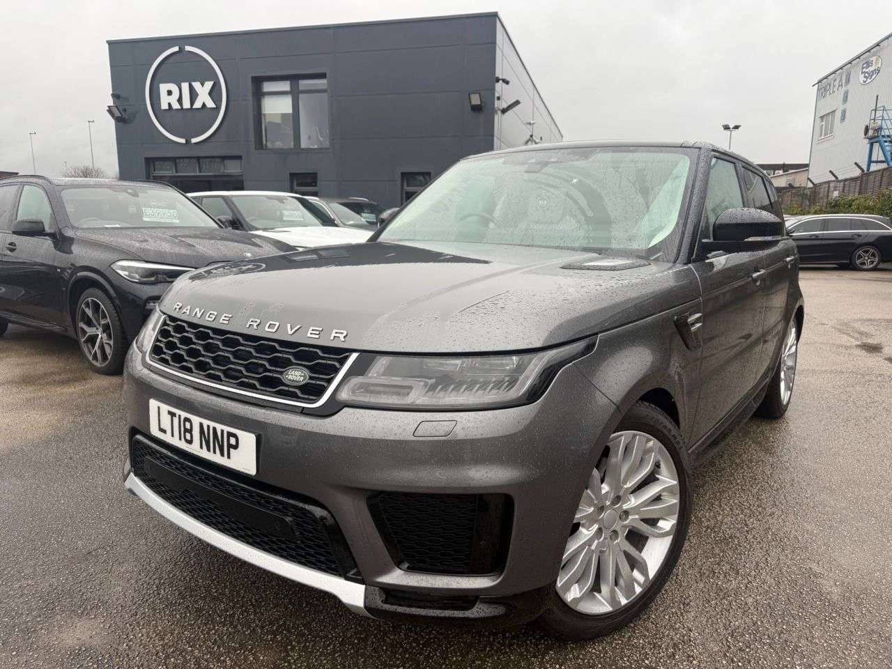 A 2018 LAND ROVER RANGE ROVER SPORT 3.0 SD V6 HSE SUV 5dr Diesel Auto 4WD Euro 6-Factory Extras Worth £5,110-2 A 2018 LAND ROVER RANGE ROVER SPORT 3.0 SD V6 HSE SUV 5dr Diesel Auto 4WD Euro 6-Factory Extras Worth £5,110-2