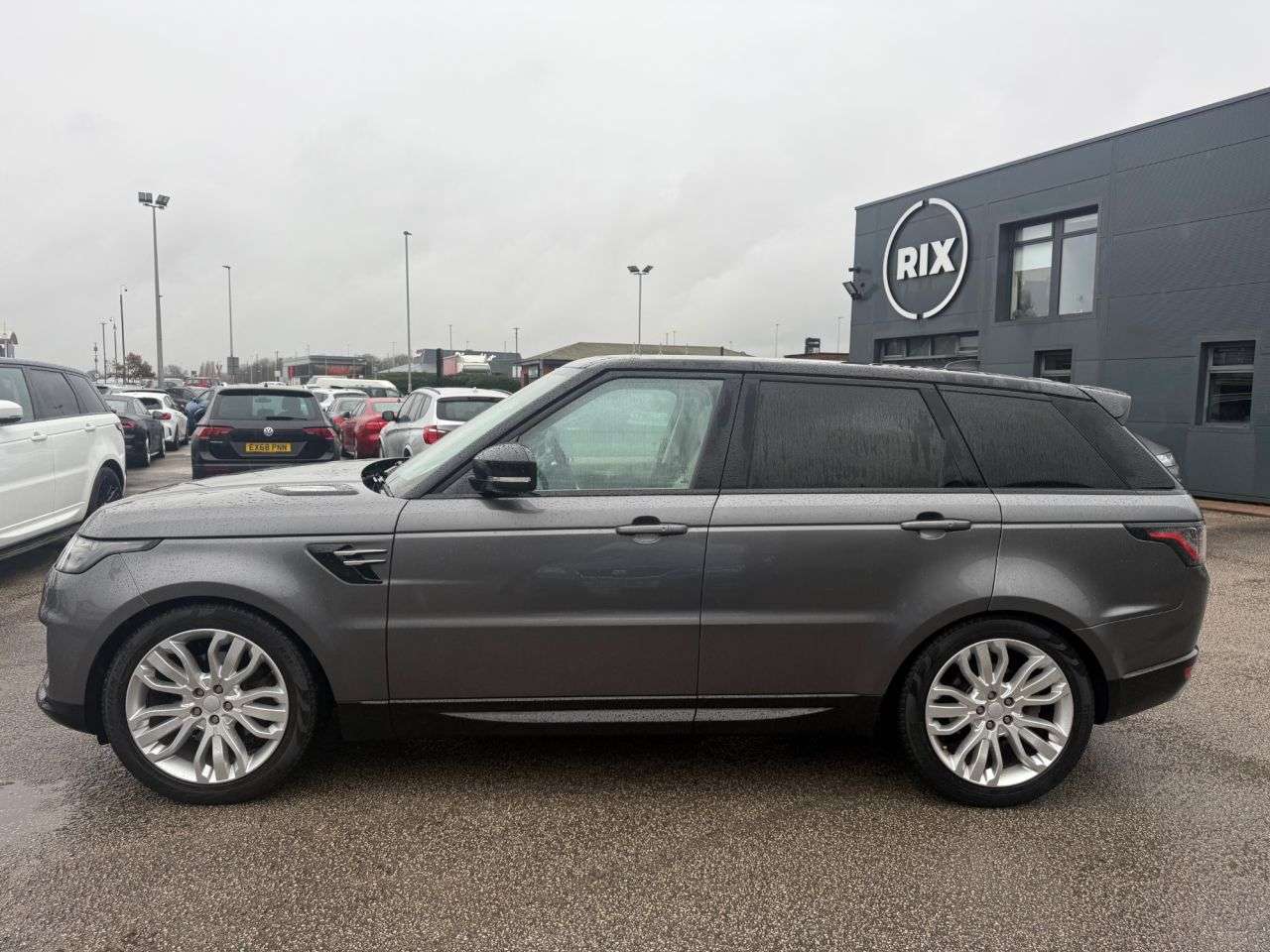 A 2018 LAND ROVER RANGE ROVER SPORT 3.0 SD V6 HSE SUV 5dr Diesel Auto 4WD Euro 6-Factory Extras Worth £5,110-2 A 2018 LAND ROVER RANGE ROVER SPORT 3.0 SD V6 HSE SUV 5dr Diesel Auto 4WD Euro 6-Factory Extras Worth £5,110-2