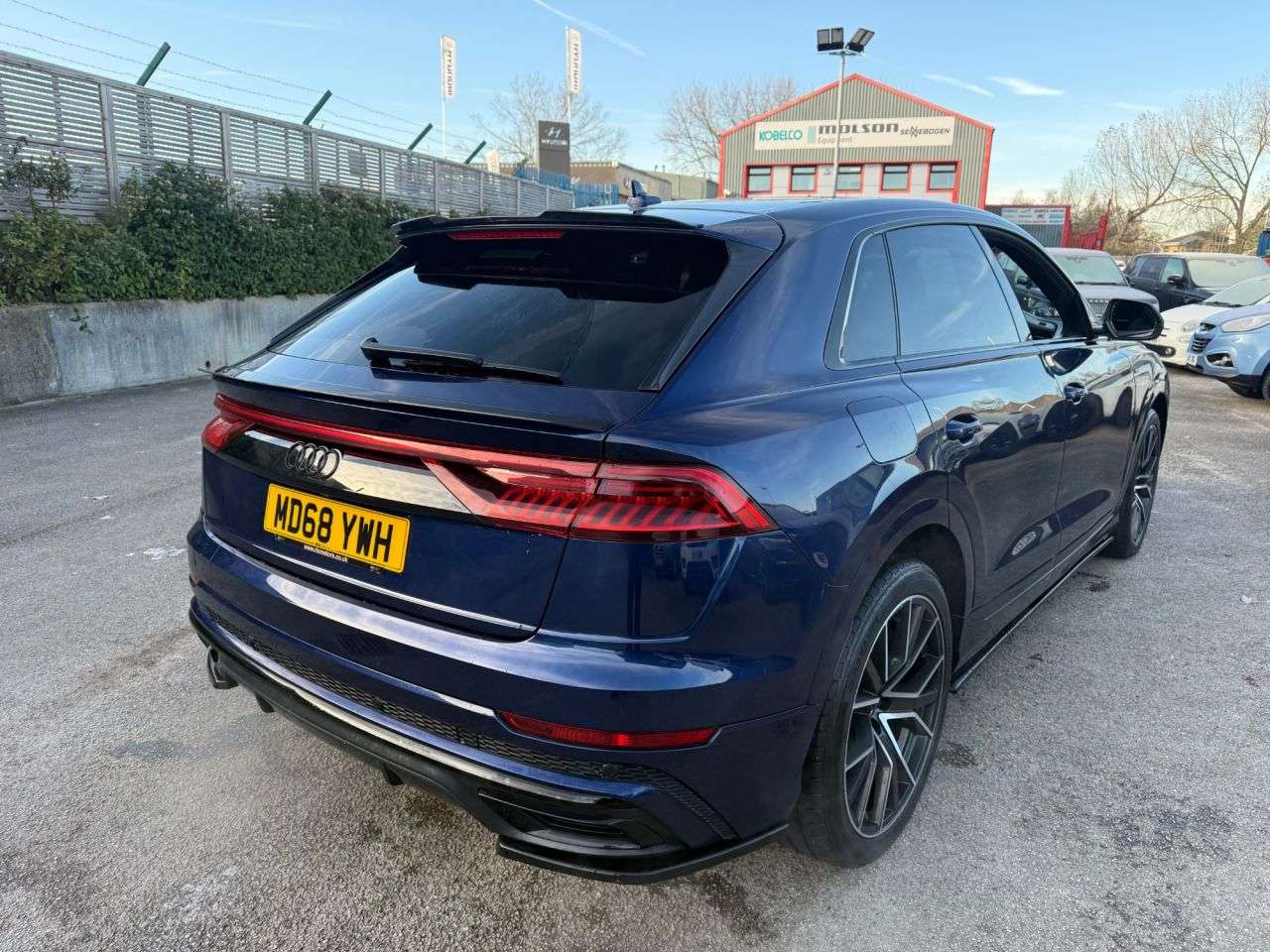 2018 AUDI Q8 2018 AUDI Q8