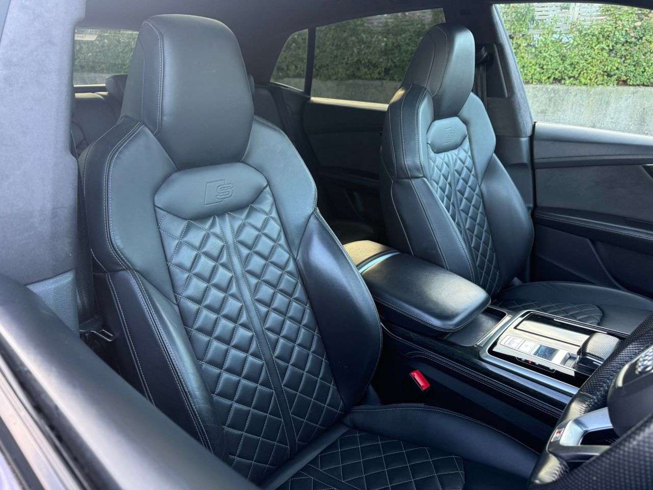 2018 AUDI Q8 2018 AUDI Q8