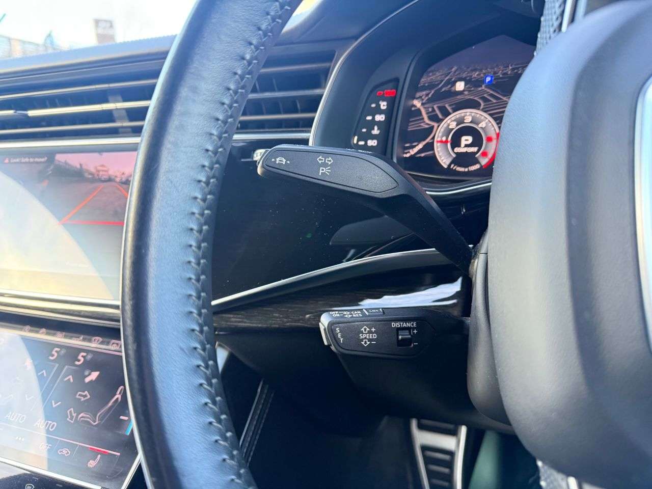 2018 AUDI Q8 2018 AUDI Q8