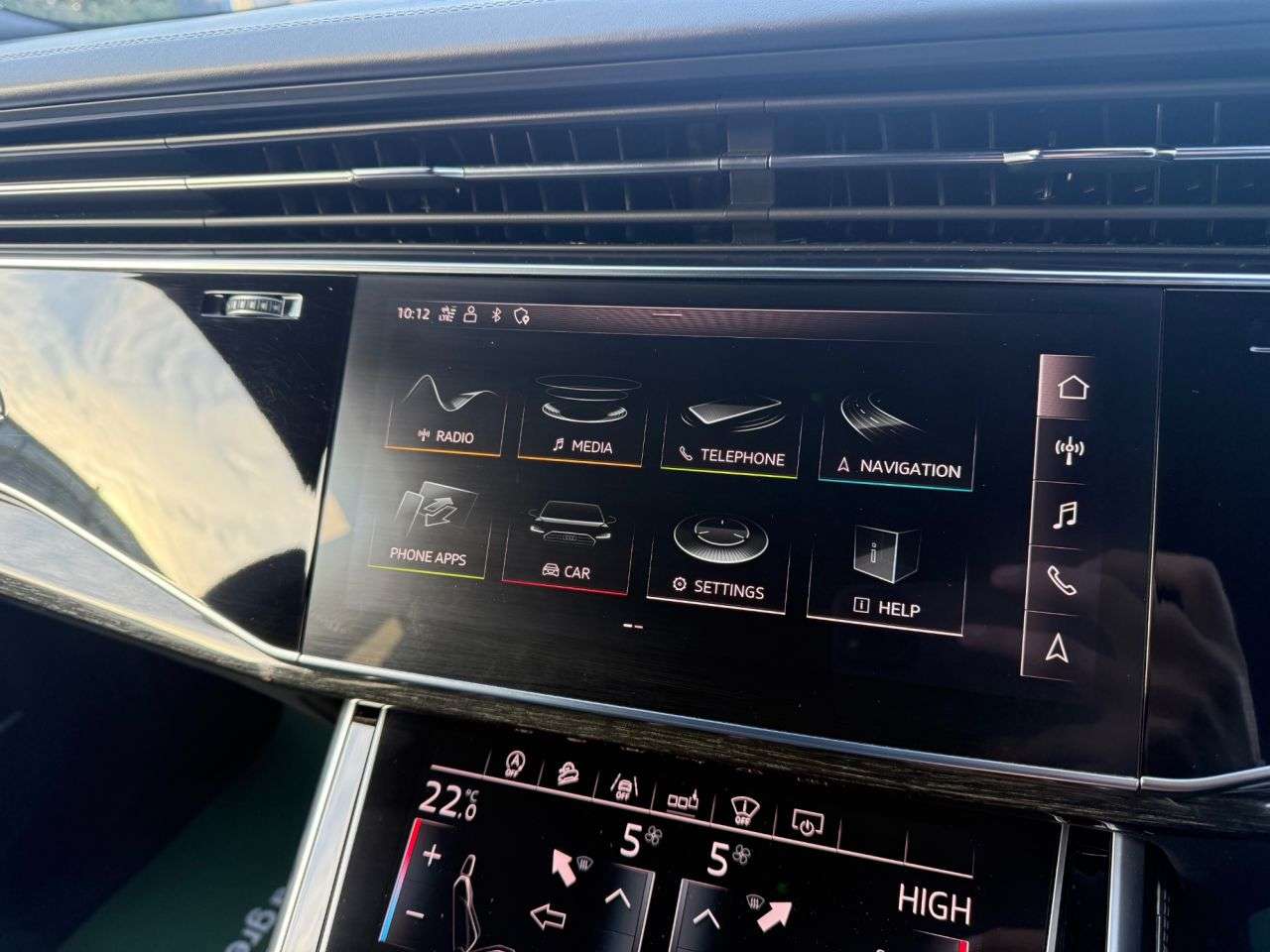 2018 AUDI Q8 2018 AUDI Q8