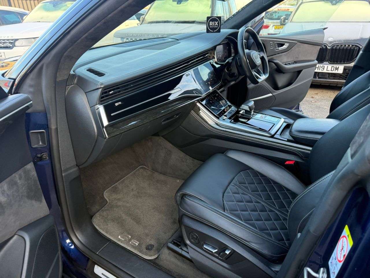 2018 AUDI Q8 2018 AUDI Q8
