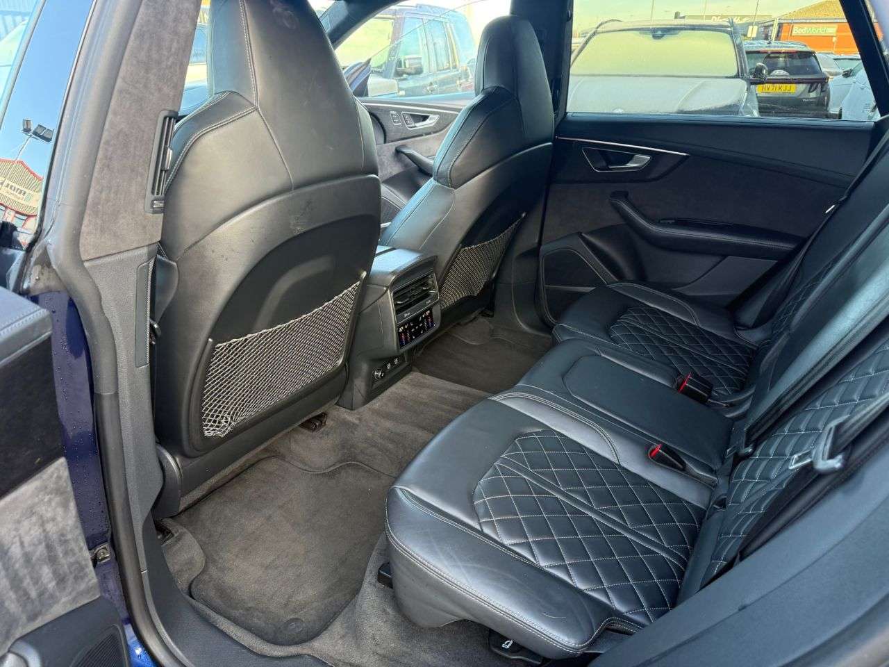 2018 AUDI Q8 2018 AUDI Q8