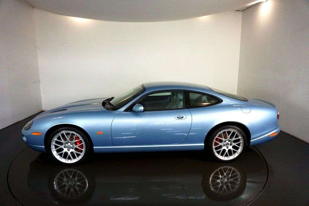A 2005 JAGUAR XKR 4.2 S White Badge Coupe 2dr Petrol Automatic (304 g/km, 400 bhp)-Finished i A 2005 JAGUAR XKR 4.2 S White Badge Coupe 2dr Petrol Automatic (304 g/km, 400 bhp)-Finished i