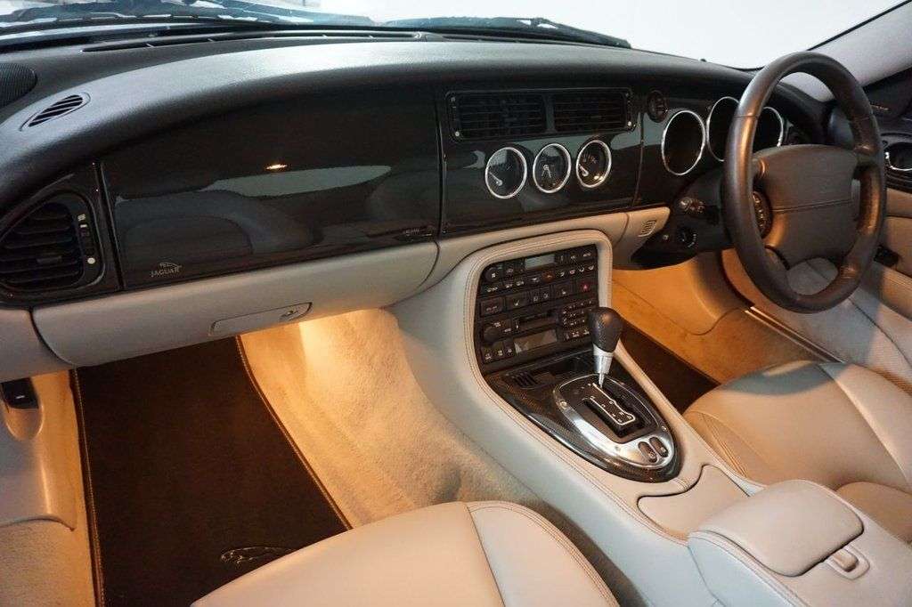 2005 JAGUAR XKR 2005 JAGUAR XKR