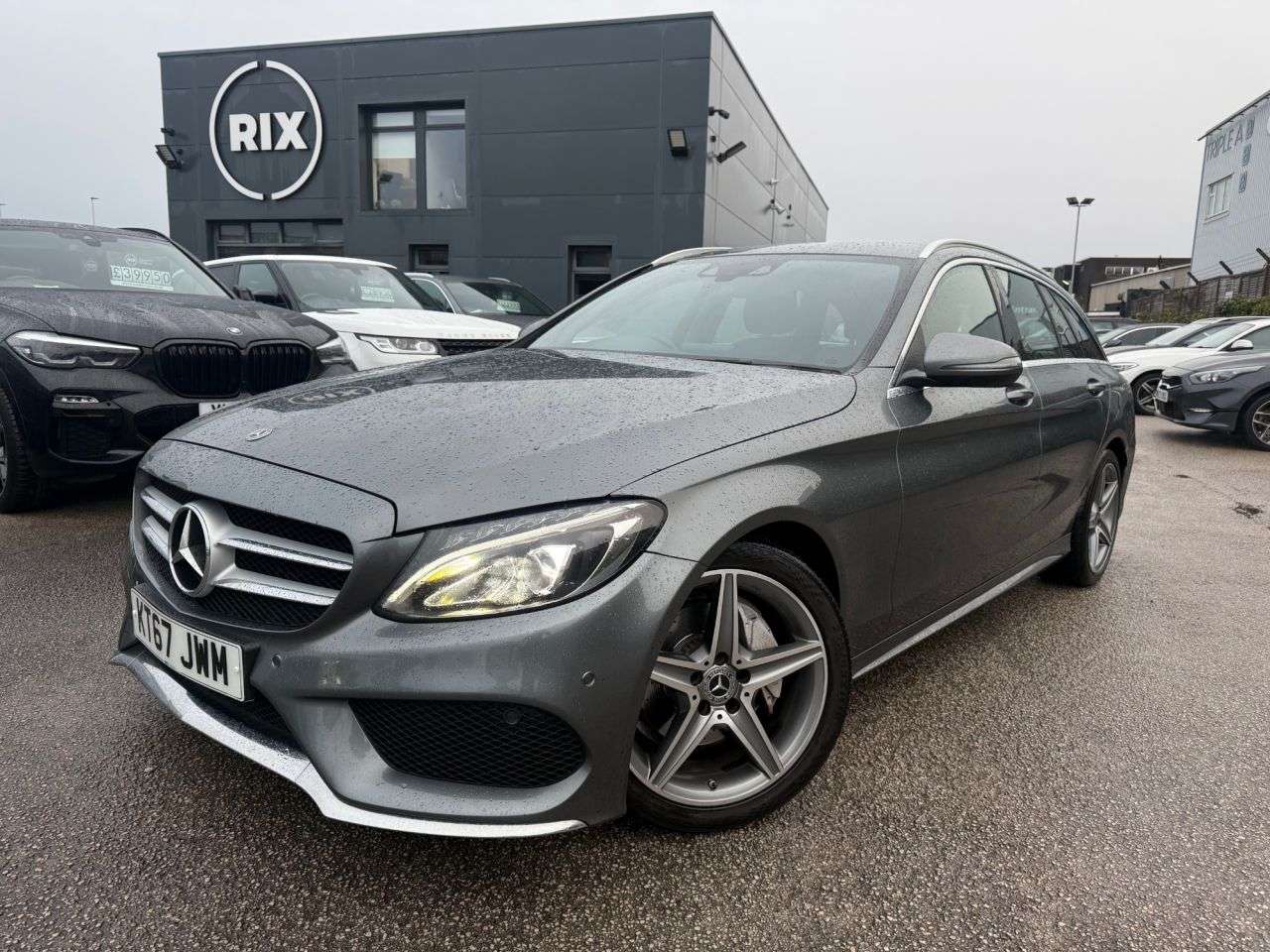 A 2017 MERCEDES-BENZ C-CLASS 2.1 C220d AMG Line Estate 5dr Diesel G-Tronic+ Euro 6-FINISHED IN SELENITE A 2017 MERCEDES-BENZ C-CLASS 2.1 C220d AMG Line Estate 5dr Diesel G-Tronic+ Euro 6-FINISHED IN SELENITE