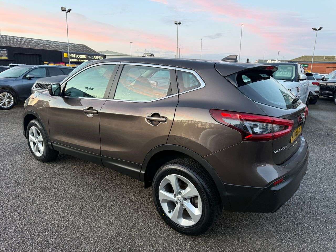 A 2018 NISSAN QASHQAI 1.5 dCi Acenta Premium SUV 5dr Diesel Manual-2 OWNER CAR FINISHED IN CHESTN A 2018 NISSAN QASHQAI 1.5 dCi Acenta Premium SUV 5dr Diesel Manual-2 OWNER CAR FINISHED IN CHESTN