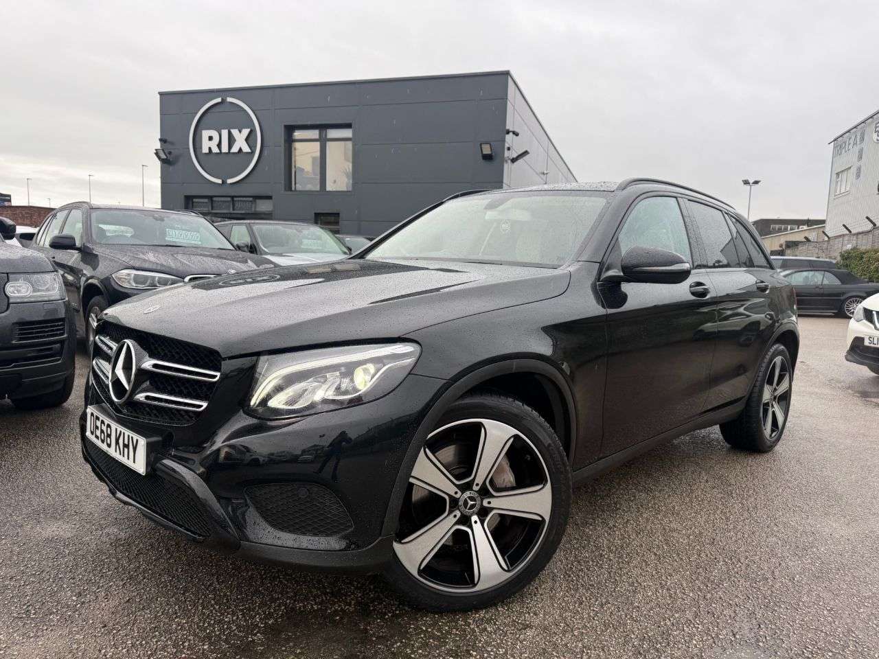 A 2019 MERCEDES-BENZ GLC 2.1 GLC220d Urban Edition SUV 5dr Diesel G-Tronic+ 4MATIC Euro 6 (s/s) (170 A 2019 MERCEDES-BENZ GLC 2.1 GLC220d Urban Edition SUV 5dr Diesel G-Tronic+ 4MATIC Euro 6 (s/s) (170