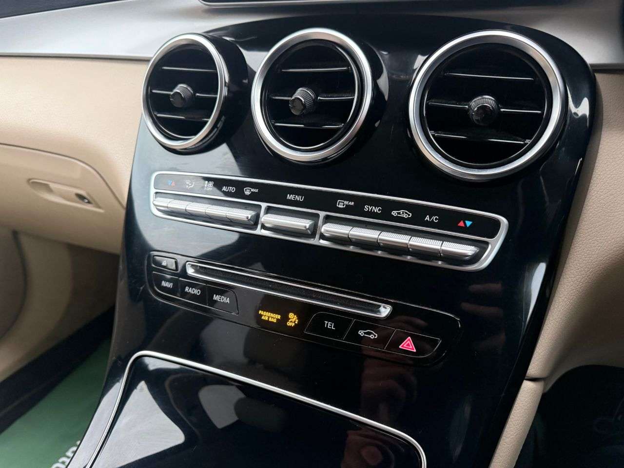 2019 MERCEDES-BENZ GLC 2019 MERCEDES-BENZ GLC