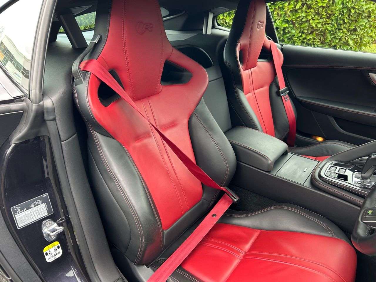 2016 JAGUAR F-TYPE 2016 JAGUAR F-TYPE