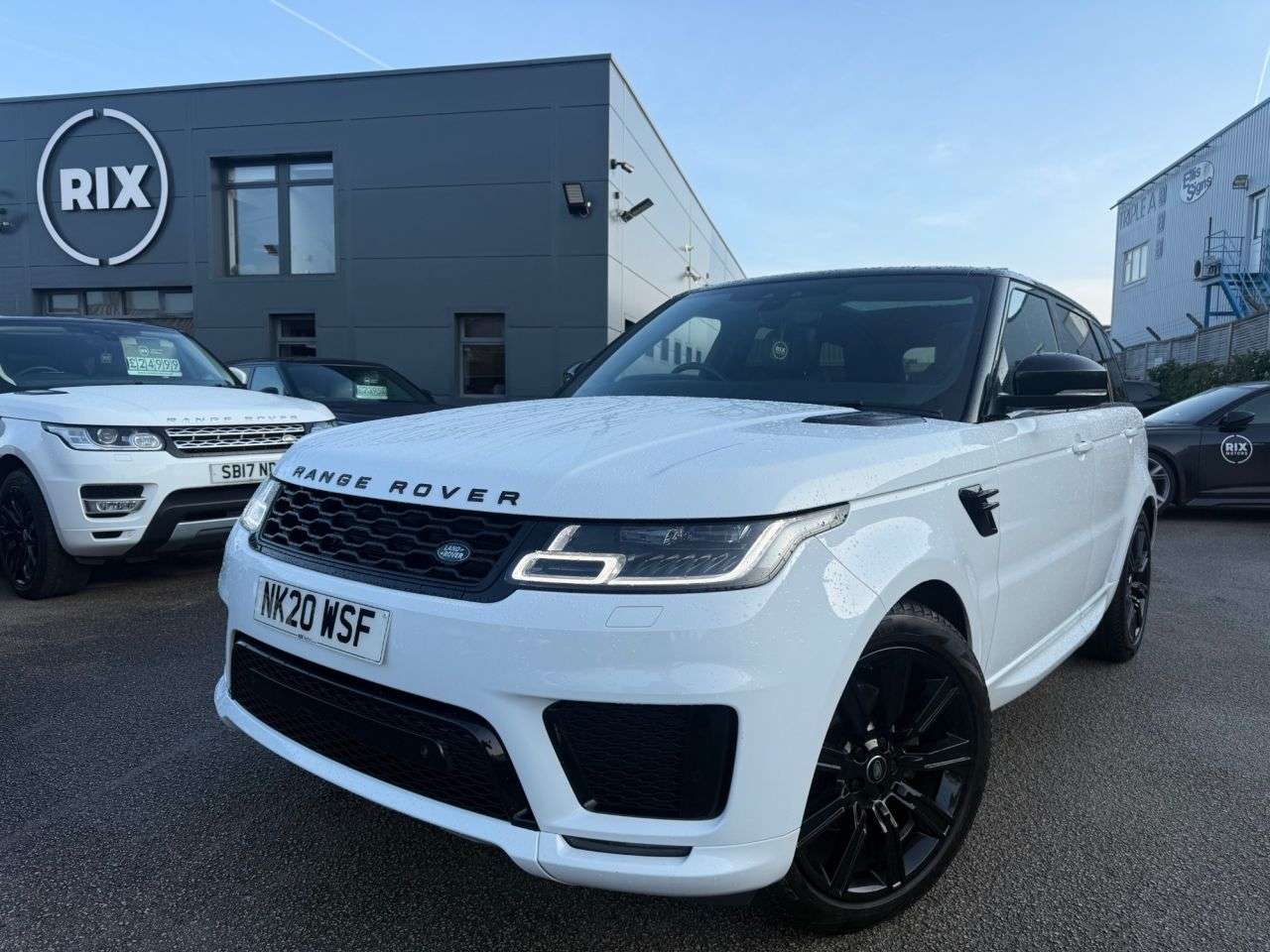 A 2020 LAND ROVER RANGE ROVER SPORT 3.0 SD V6 HSE Dynamic SUV 5dr Diesel Auto 4WD-1 OWNER FROM NEW FINISHED IN A 2020 LAND ROVER RANGE ROVER SPORT 3.0 SD V6 HSE Dynamic SUV 5dr Diesel Auto 4WD-1 OWNER FROM NEW FINISHED IN