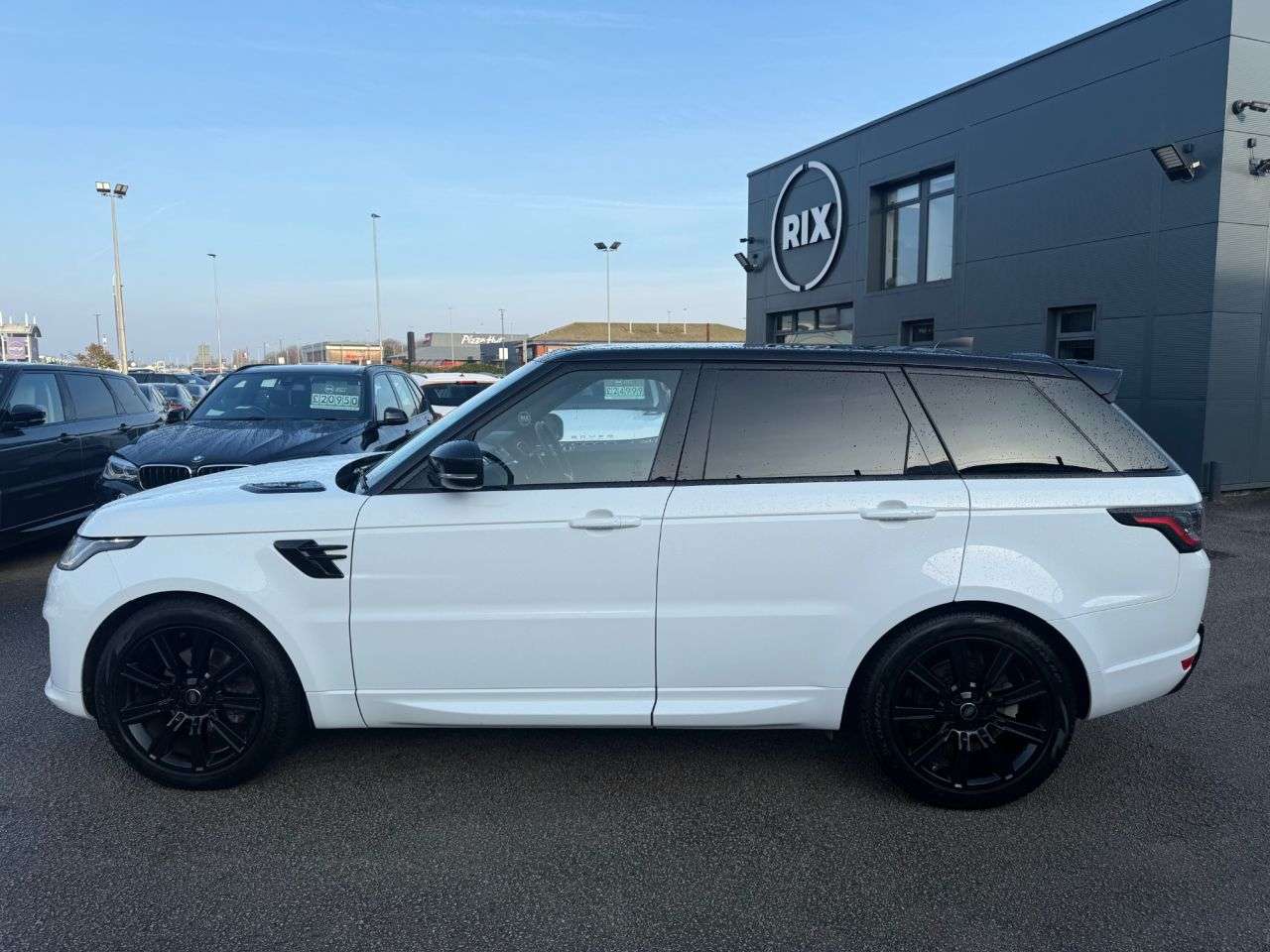 A 2020 LAND ROVER RANGE ROVER SPORT 3.0 SD V6 HSE Dynamic SUV 5dr Diesel Auto 4WD-1 OWNER FROM NEW FINISHED IN A 2020 LAND ROVER RANGE ROVER SPORT 3.0 SD V6 HSE Dynamic SUV 5dr Diesel Auto 4WD-1 OWNER FROM NEW FINISHED IN