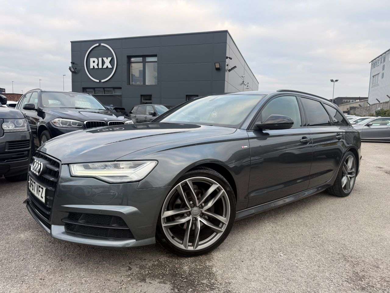 A 2018 AUDI A6 AVANT 2.0 TDI ultra Black Edition Estate 5dr Diesel S Tronic Euro 6-FINISHED IN D A 2018 AUDI A6 AVANT 2.0 TDI ultra Black Edition Estate 5dr Diesel S Tronic Euro 6-FINISHED IN D