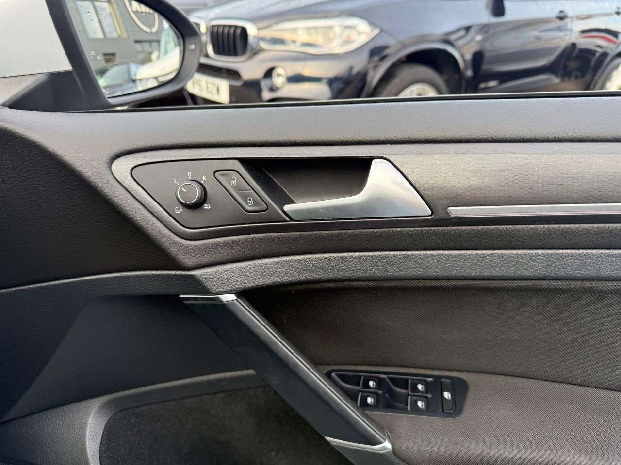 2017 VOLKSWAGEN GOLF 2017 VOLKSWAGEN GOLF