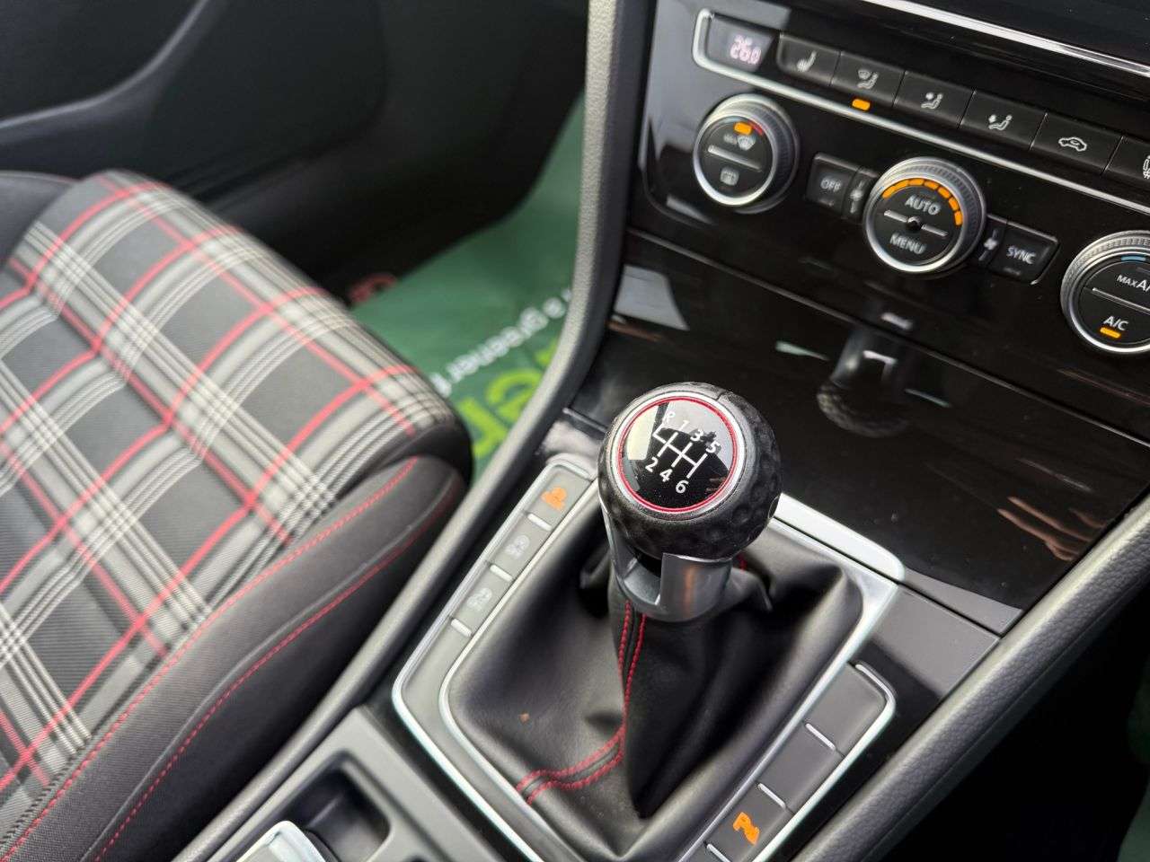 2017 VOLKSWAGEN GOLF 2017 VOLKSWAGEN GOLF