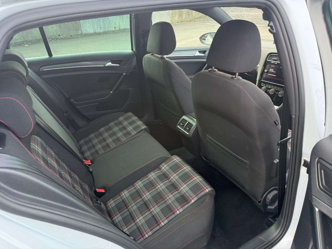 2017 VOLKSWAGEN GOLF 2017 VOLKSWAGEN GOLF