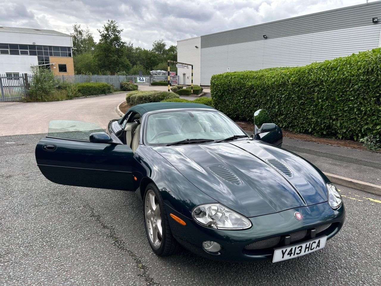 2001 JAGUAR XKR 2001 JAGUAR XKR