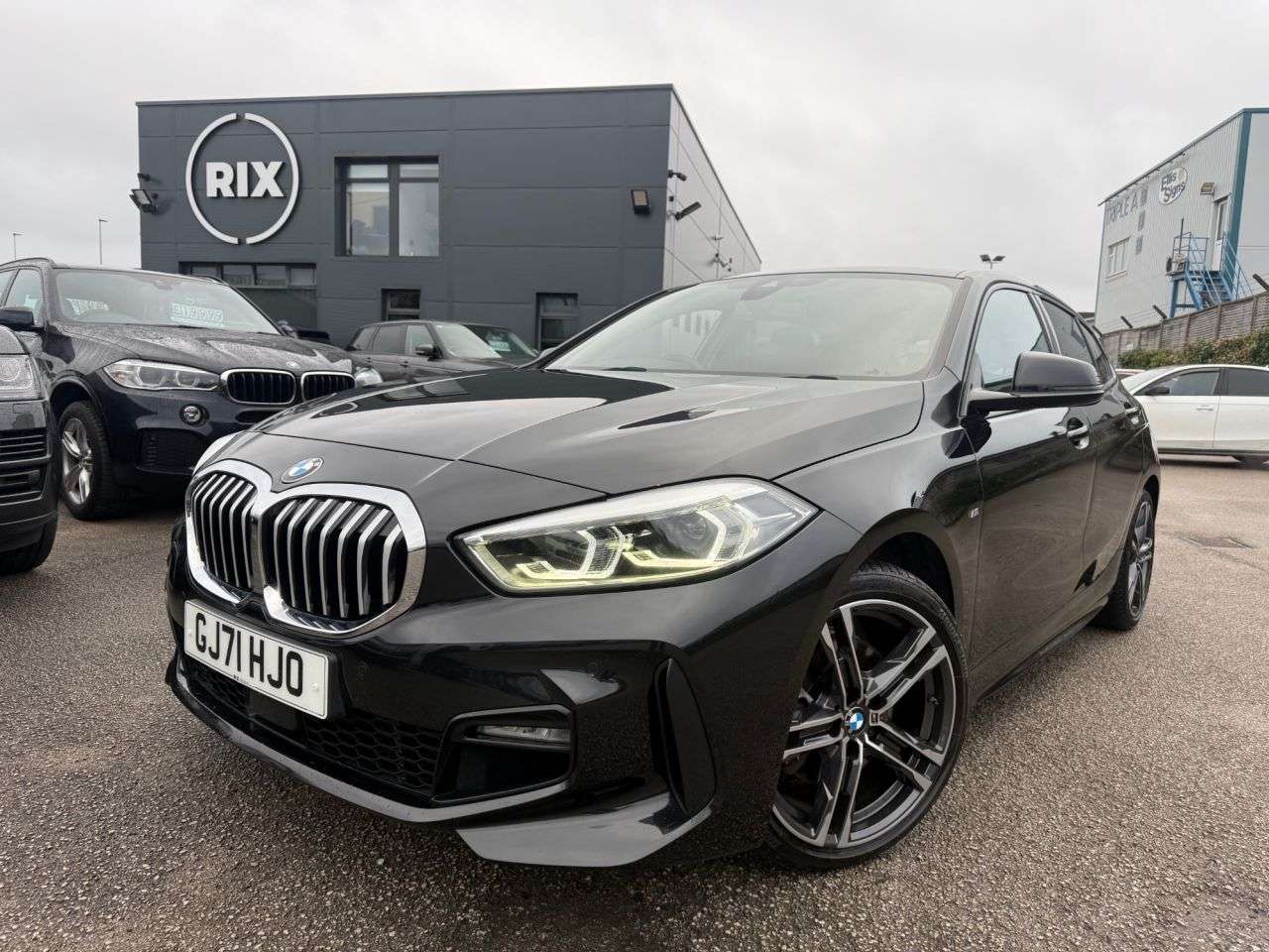 A 2021 BMW 1 SERIES 1.5 118i M Sport (LCP) Hatchback 5dr Petrol DCT Euro 6-1 OWNER FROM NEW FIN A 2021 BMW 1 SERIES 1.5 118i M Sport (LCP) Hatchback 5dr Petrol DCT Euro 6-1 OWNER FROM NEW FIN
