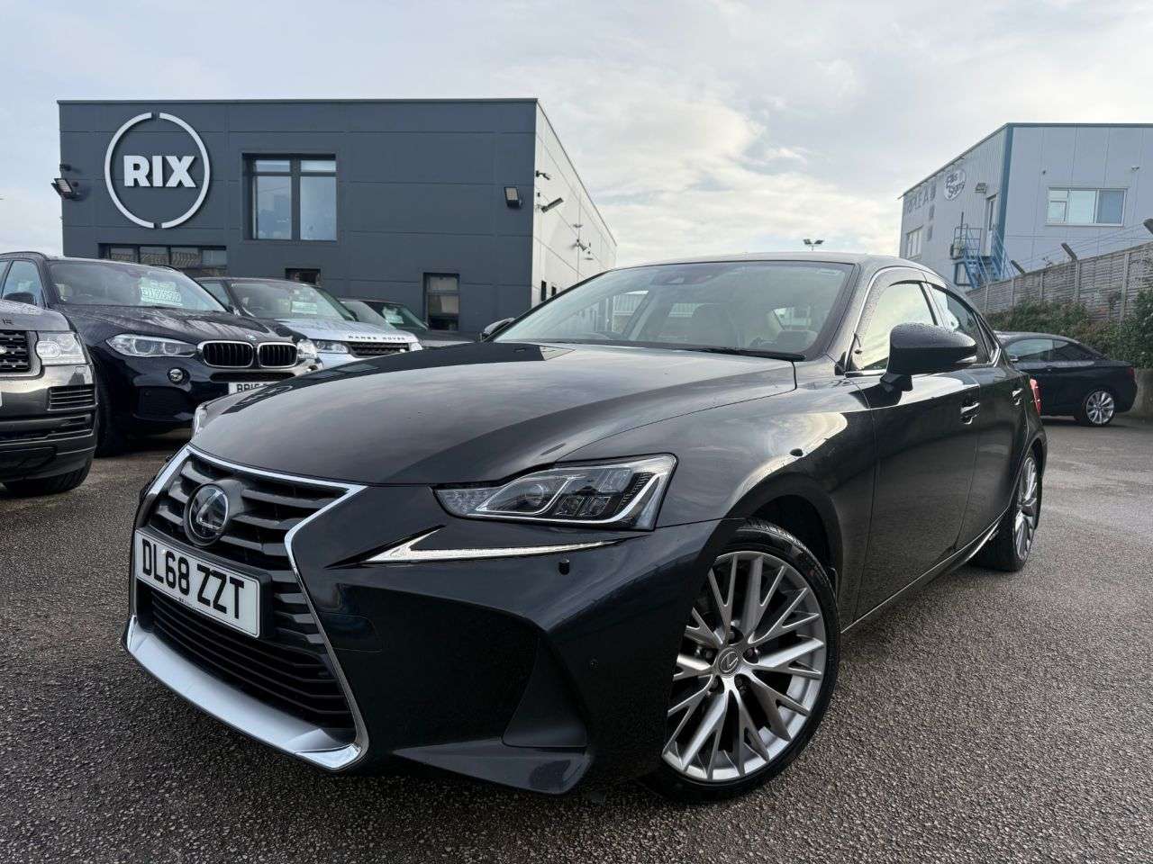A 2019 LEXUS IS 2.5 300h Premier Saloon 4dr Petrol Hybrid E-CVT Euro 6 (s/s) (223 ps) 1 FOR A 2019 LEXUS IS 2.5 300h Premier Saloon 4dr Petrol Hybrid E-CVT Euro 6 (s/s) (223 ps) 1 FOR