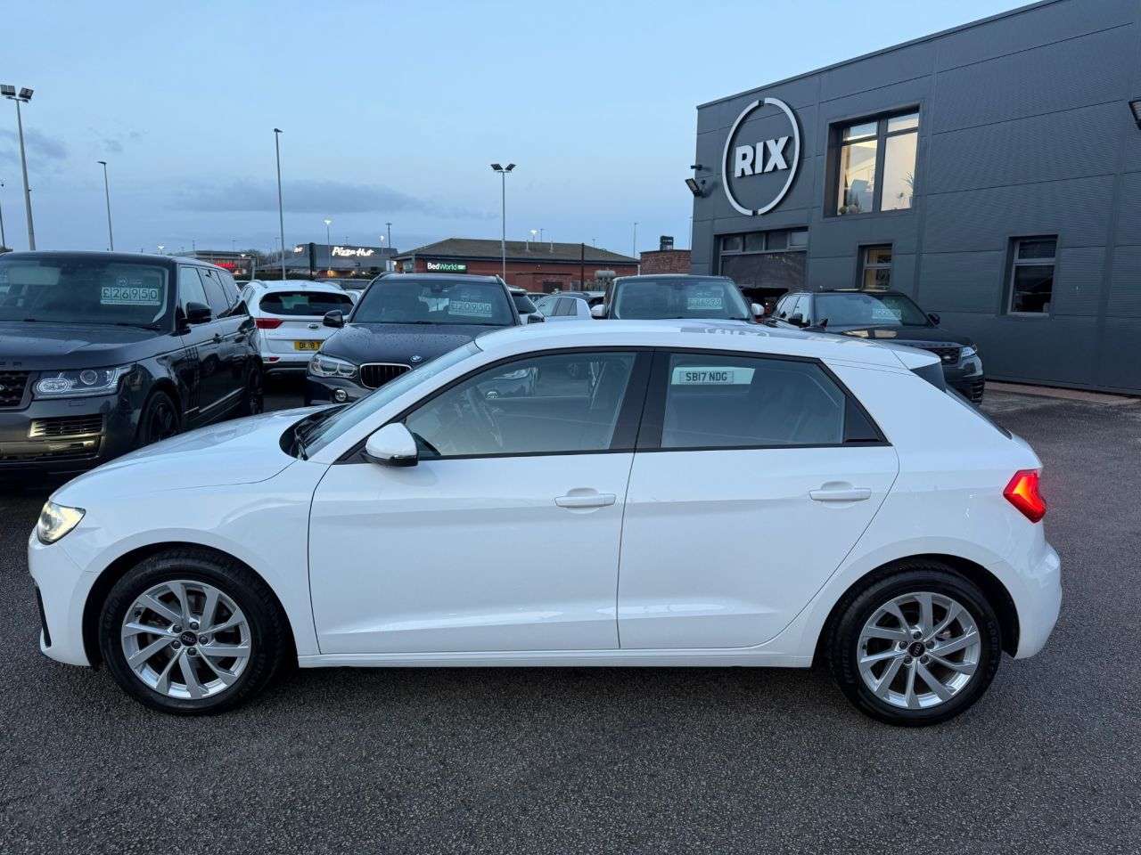A 2022 AUDI A1 1.0 TFSI 30 Sport Sportback 5dr Petrol Manual Euro 6-APPLE CAR PLAY-DAB RAD A 2022 AUDI A1 1.0 TFSI 30 Sport Sportback 5dr Petrol Manual Euro 6-APPLE CAR PLAY-DAB RAD