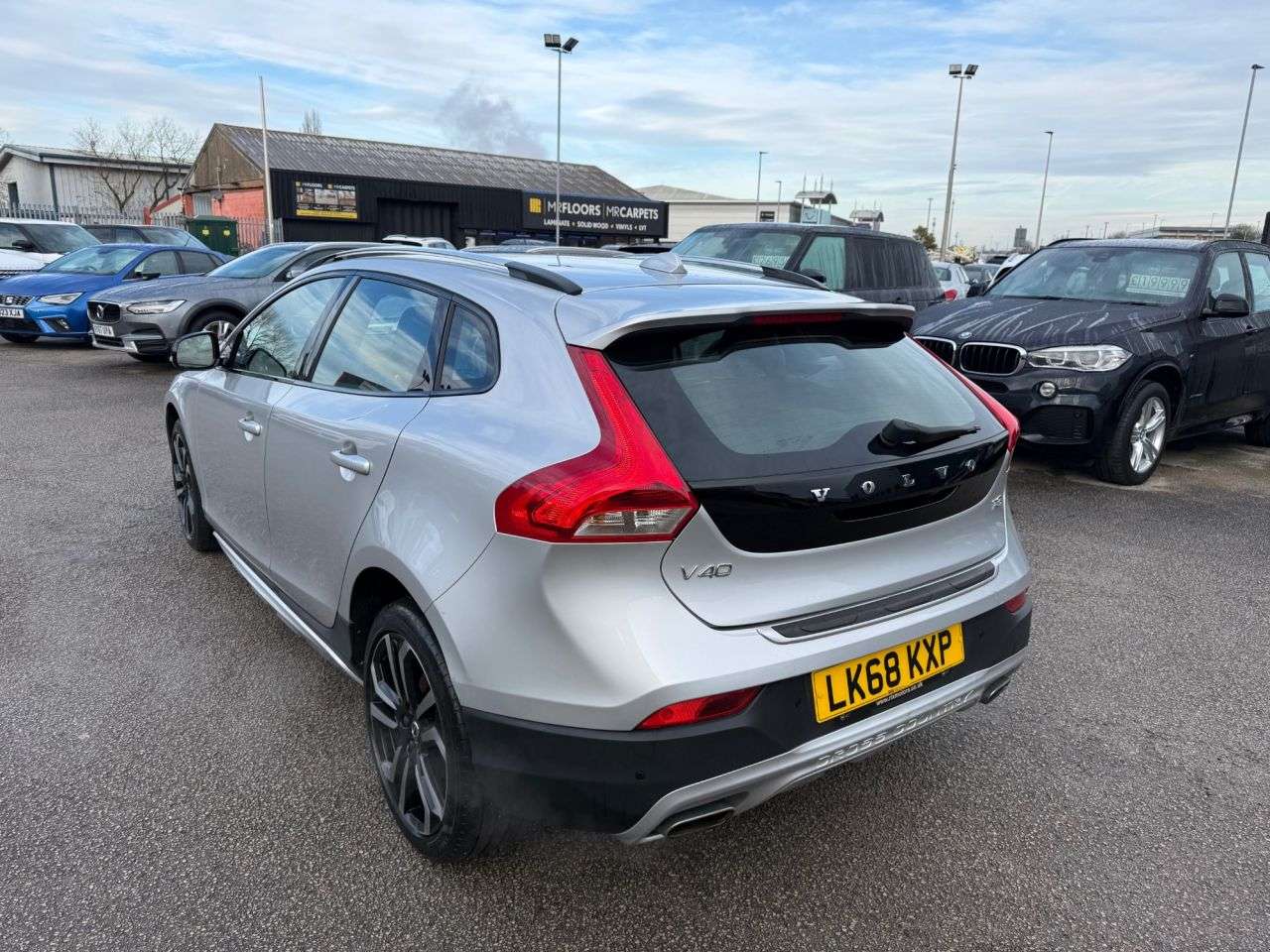 2018 VOLVO V40 CROSS COUNTRY 2018 VOLVO V40 CROSS COUNTRY