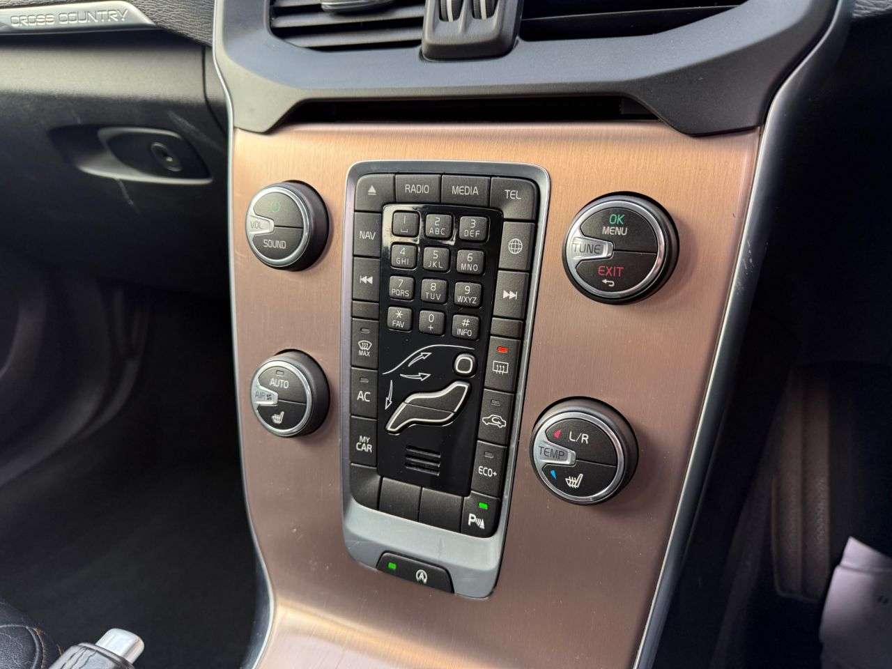 2018 VOLVO V40 CROSS COUNTRY 2018 VOLVO V40 CROSS COUNTRY