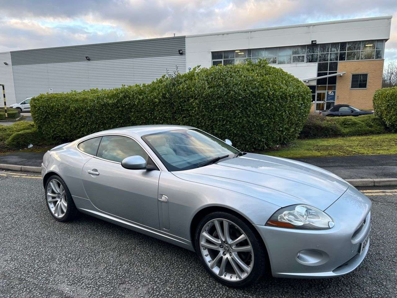 A 2006 JAGUAR XK 4.2 V8 Coupe 2dr Petrol Auto Euro 4 (300 ps)-Fantastic Low Mileage Example- A 2006 JAGUAR XK 4.2 V8 Coupe 2dr Petrol Auto Euro 4 (300 ps)-Fantastic Low Mileage Example-