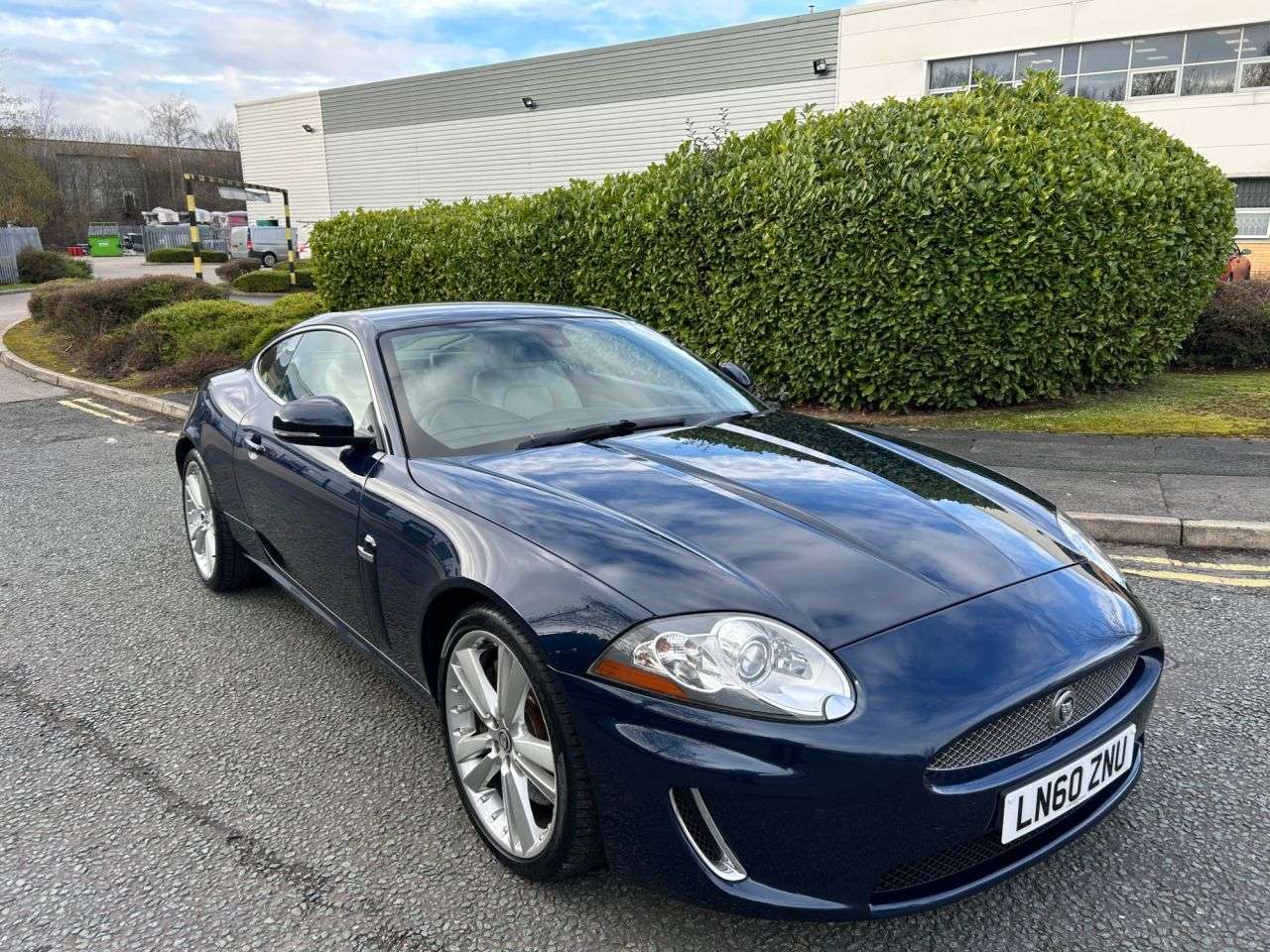 A 2010 JAGUAR XK 5.0 V8 Portfolio Coupe 2dr Petrol Auto Euro 5 (385 ps)-Finished In Rare Ind A 2010 JAGUAR XK 5.0 V8 Portfolio Coupe 2dr Petrol Auto Euro 5 (385 ps)-Finished In Rare Ind