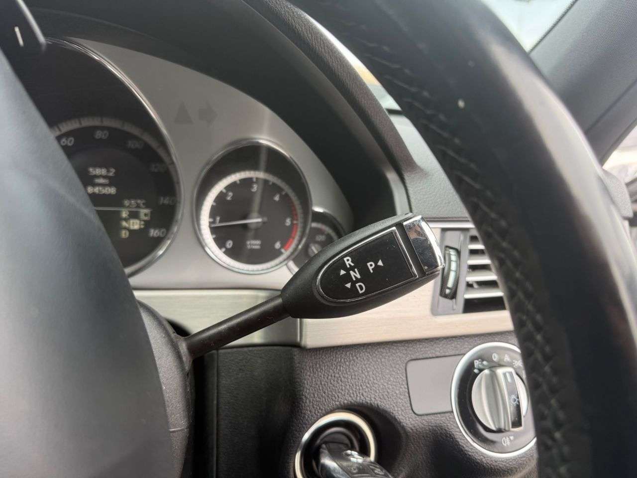 2009 MERCEDES-BENZ E-CLASS 2009 MERCEDES-BENZ E-CLASS