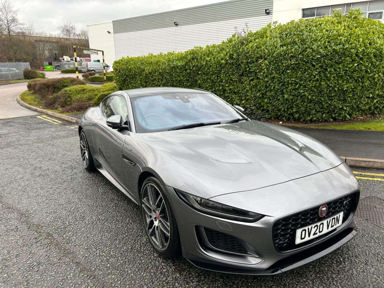 A 2020 JAGUAR F-TYPE 5.0 V8 R-Dynamic Coupe 2dr Petrol Auto Euro 6 (s/s) (450 ps)-2 Former Keepe A 2020 JAGUAR F-TYPE 5.0 V8 R-Dynamic Coupe 2dr Petrol Auto Euro 6 (s/s) (450 ps)-2 Former Keepe
