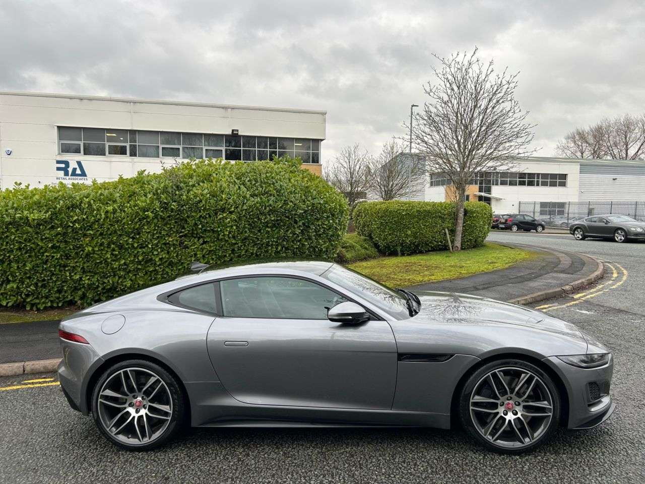 A 2020 JAGUAR F-TYPE 5.0 V8 R-Dynamic Coupe 2dr Petrol Auto Euro 6 (s/s) (450 ps)-2 Former Keepe A 2020 JAGUAR F-TYPE 5.0 V8 R-Dynamic Coupe 2dr Petrol Auto Euro 6 (s/s) (450 ps)-2 Former Keepe