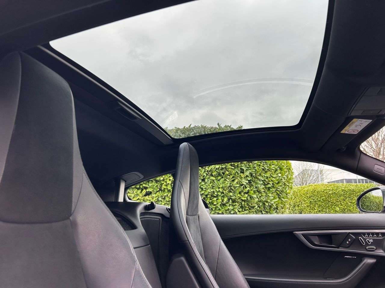 2020 JAGUAR F-TYPE 2020 JAGUAR F-TYPE