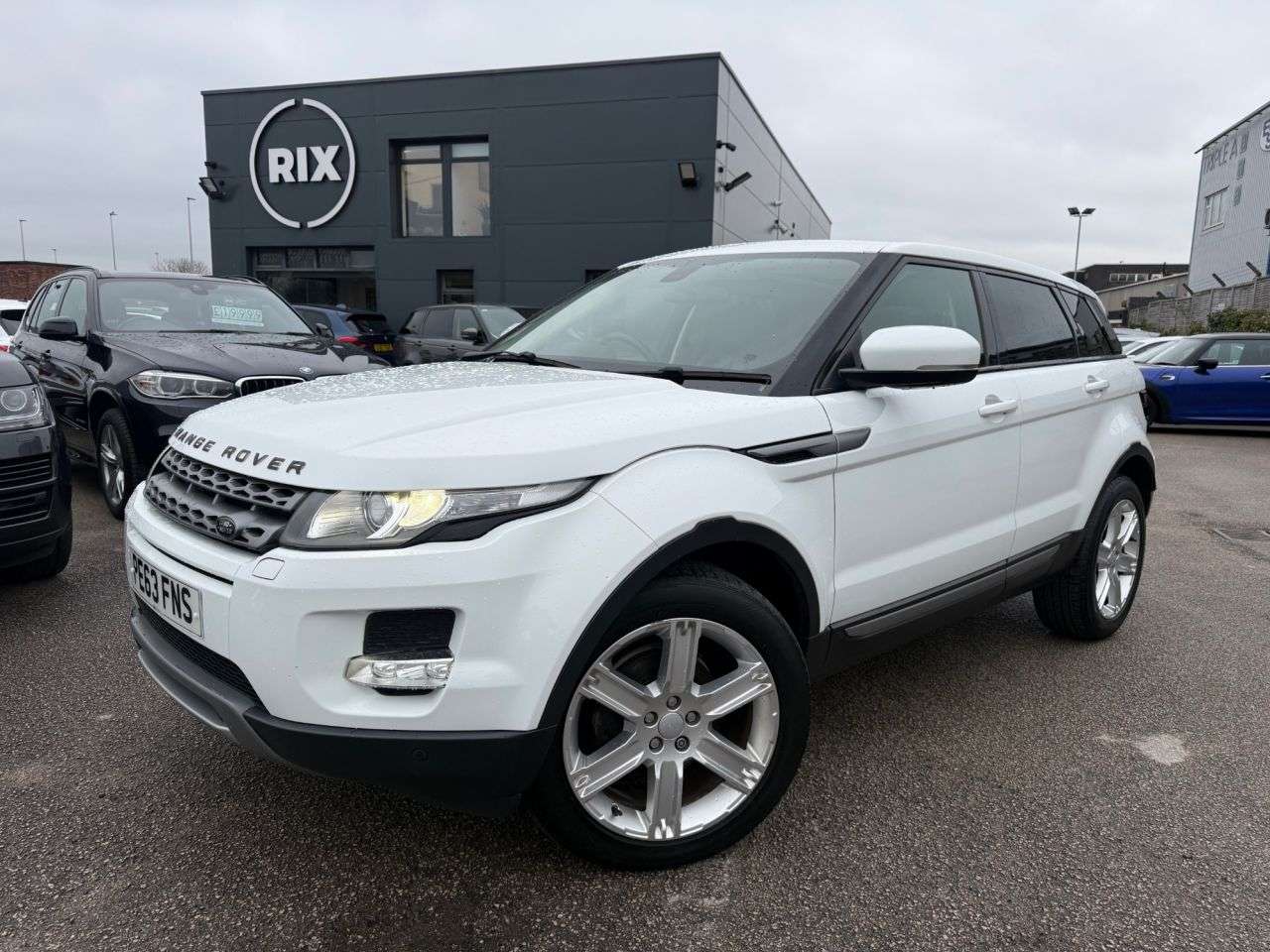 A 2013 LAND ROVER RANGE ROVER EVOQUE 2.2 SD4 Pure SUV 5dr Diesel Manual 4WD Euro 5 (s/s) (190 ps) 1 FORMER KEEPE A 2013 LAND ROVER RANGE ROVER EVOQUE 2.2 SD4 Pure SUV 5dr Diesel Manual 4WD Euro 5 (s/s) (190 ps) 1 FORMER KEEPE