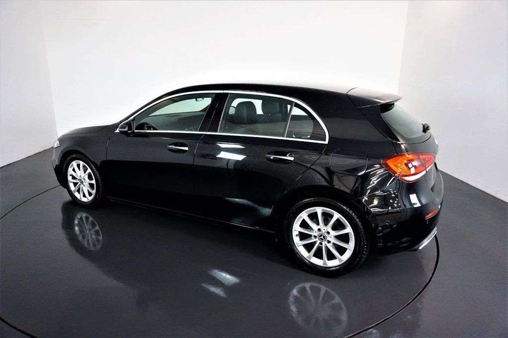 A 2018 MERCEDES A-CLASS A 180 D SPORT EXECUTIVE A 2018 MERCEDES A-CLASS A 180 D SPORT EXECUTIVE