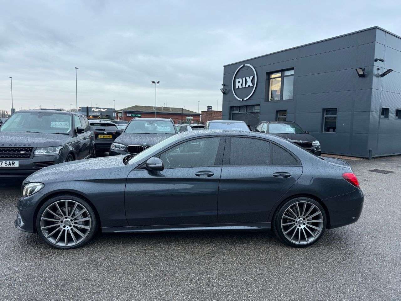 A 2016 MERCEDES-BENZ C-CLASS 2.1 C220d AMG Line Saloon 4dr Diesel 7G-Tronic+ Euro 6-FINISHED IN TENORITE A 2016 MERCEDES-BENZ C-CLASS 2.1 C220d AMG Line Saloon 4dr Diesel 7G-Tronic+ Euro 6-FINISHED IN TENORITE