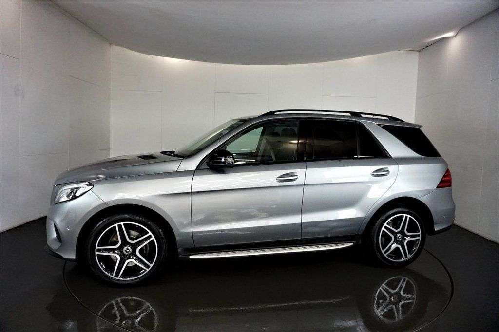 A 2016 MERCEDES GLE-CLASS GLE 250 D 4MATIC AMG LINE A 2016 MERCEDES GLE-CLASS GLE 250 D 4MATIC AMG LINE