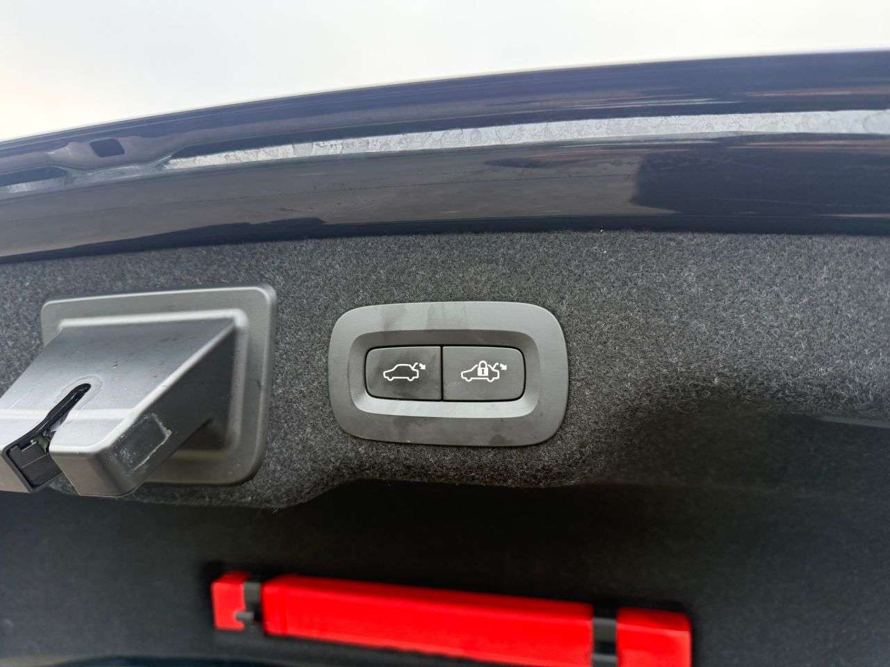 2019 VOLVO S90 2019 VOLVO S90