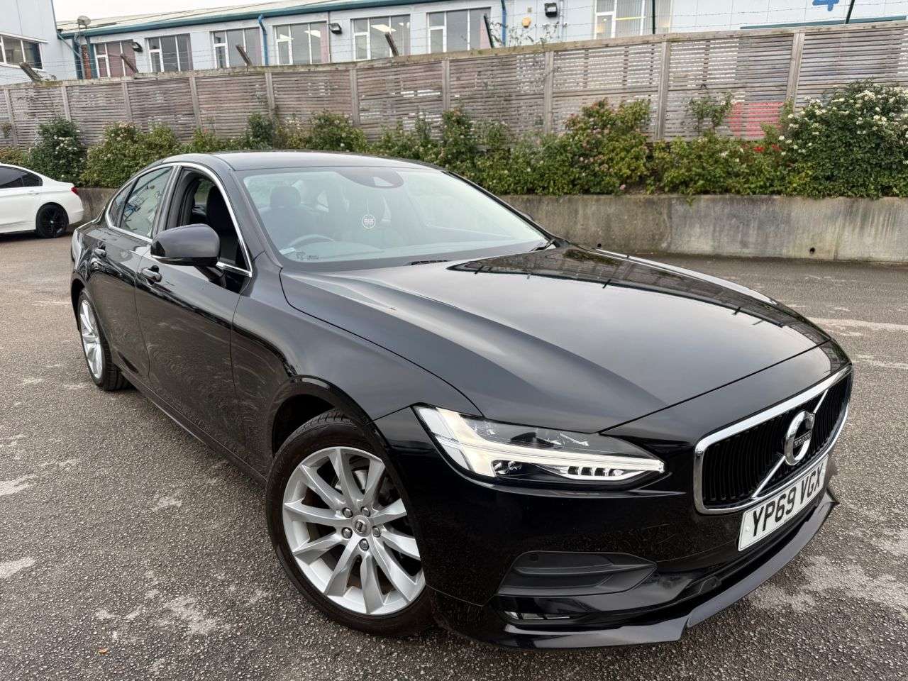 2019 VOLVO S90 2019 VOLVO S90