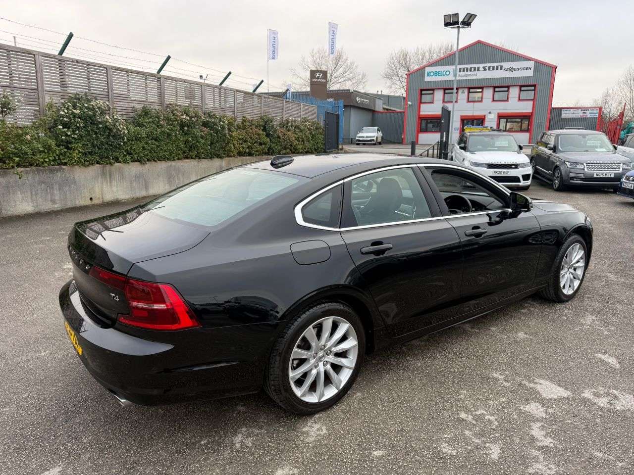 2019 VOLVO S90 2019 VOLVO S90