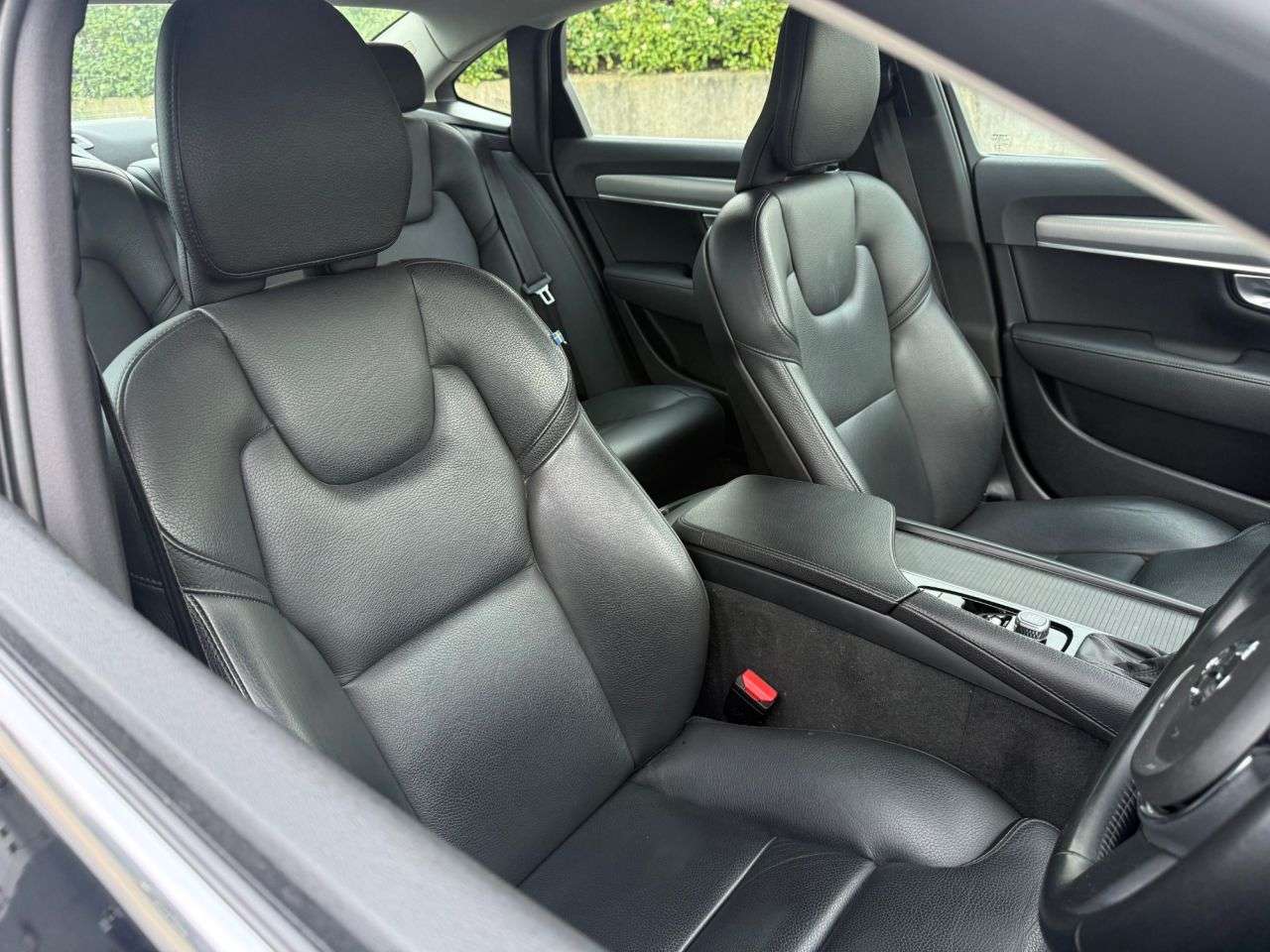 2019 VOLVO S90 2019 VOLVO S90