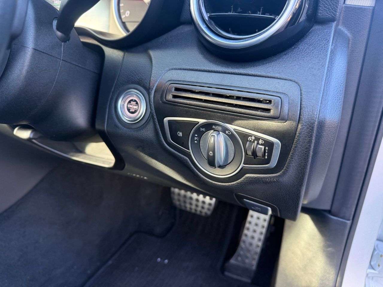 2019 MERCEDES-BENZ C-CLASS 2019 MERCEDES-BENZ C-CLASS