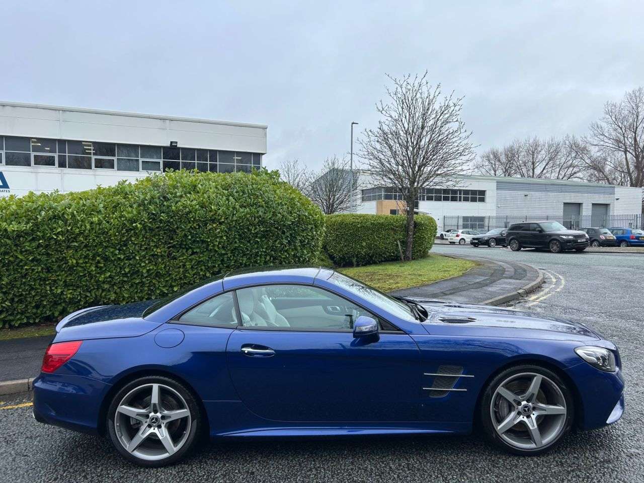 A 0 MERCEDES-BENZ SL 3.0 SL400 V6 AMG Line Roadster 2dr Petrol G-Tronic+ Euro 6 (s/s) (367 ps)-F A 0 MERCEDES-BENZ SL 3.0 SL400 V6 AMG Line Roadster 2dr Petrol G-Tronic+ Euro 6 (s/s) (367 ps)-F