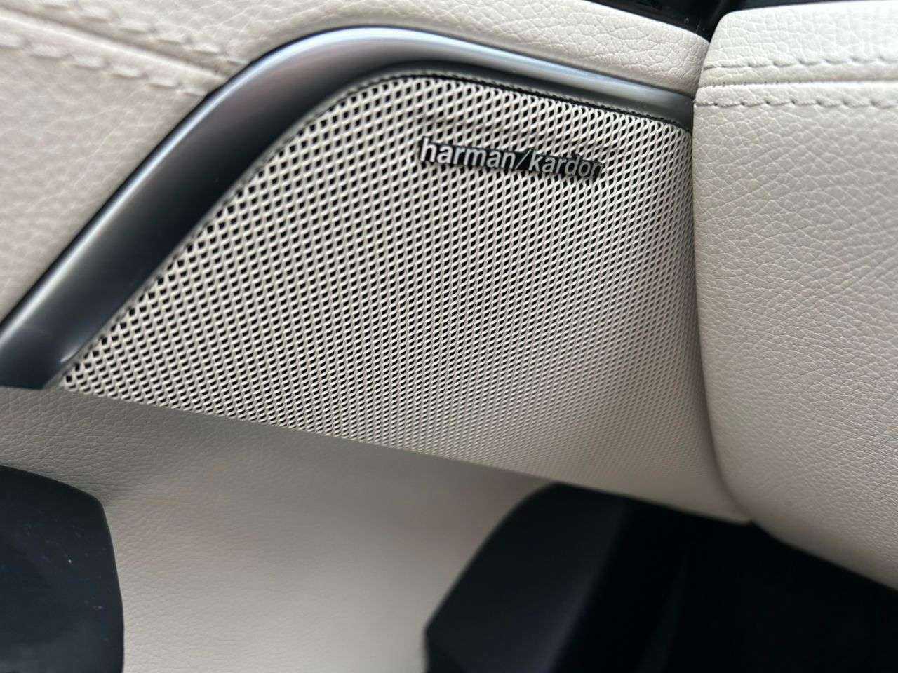 0 MERCEDES-BENZ SL 0 MERCEDES-BENZ SL