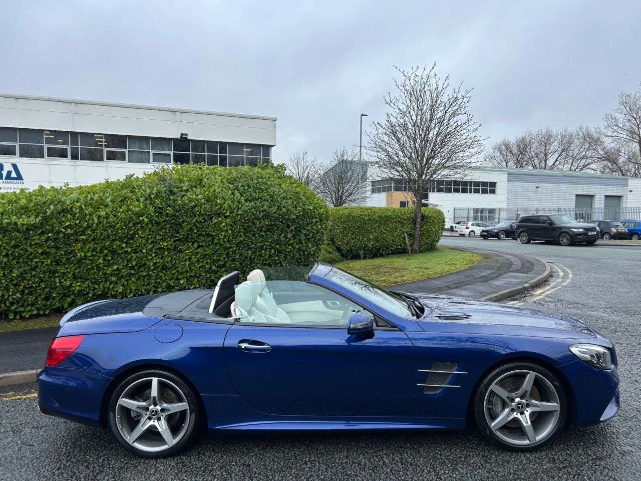 0 MERCEDES-BENZ SL 0 MERCEDES-BENZ SL