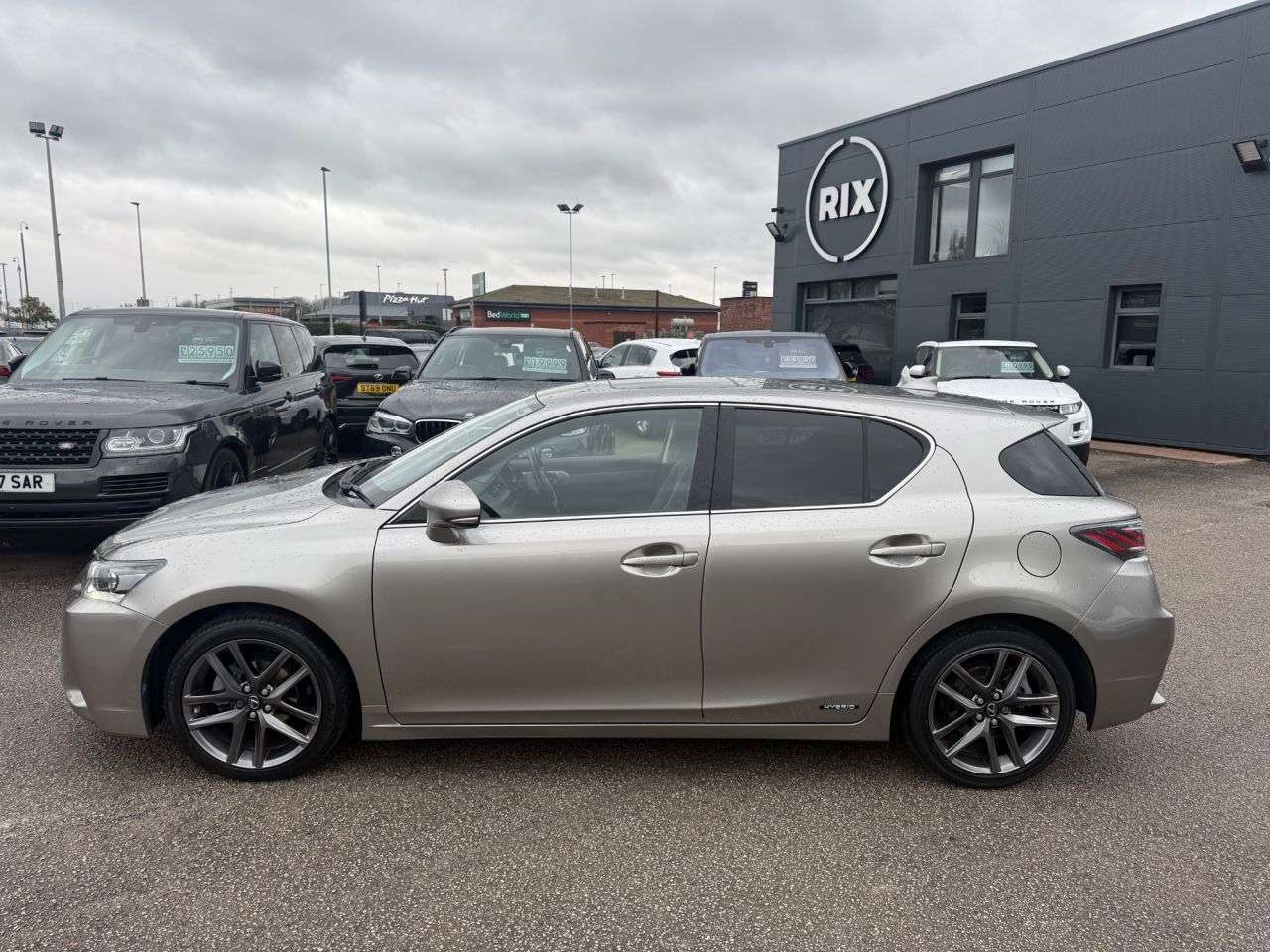 A 2015 LEXUS CT 1.8 200h Advance Plus Hatchback 5dr Petrol Hybrid CVT Euro 6 (s/s) (136 ps) A 2015 LEXUS CT 1.8 200h Advance Plus Hatchback 5dr Petrol Hybrid CVT Euro 6 (s/s) (136 ps)