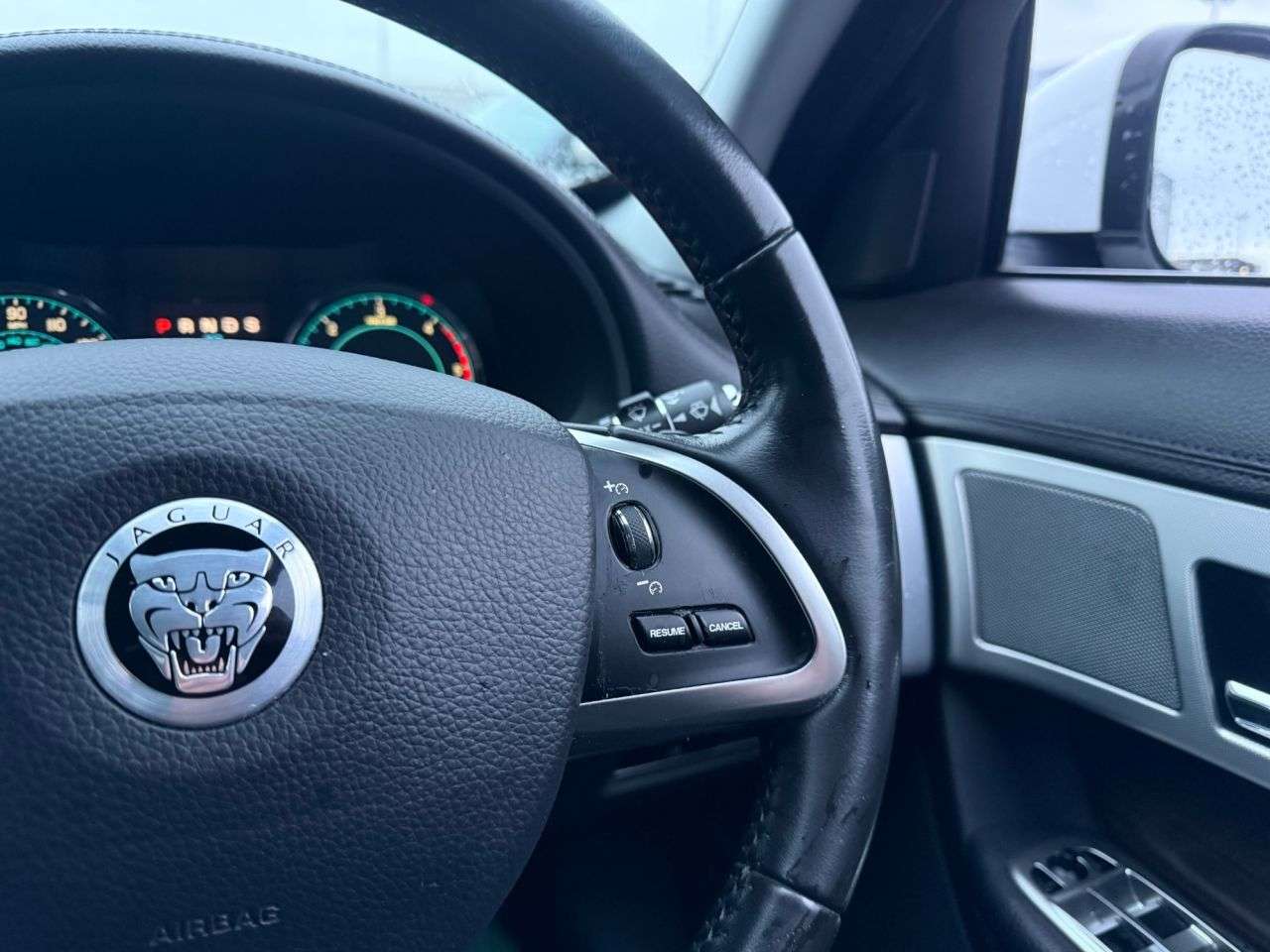 2012 JAGUAR XF 2012 JAGUAR XF