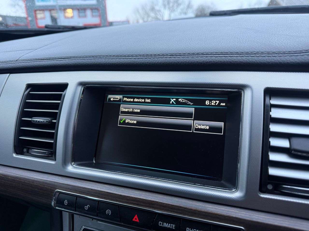 2012 JAGUAR XF 2012 JAGUAR XF